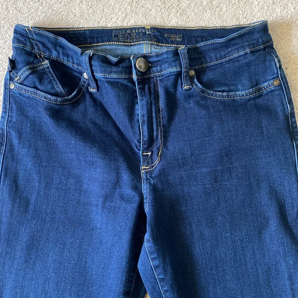 Rock & Rebublic Berlin skinny stretch denim Jean darker wash 5 pocket,  size 14 - Picture 2 of 8